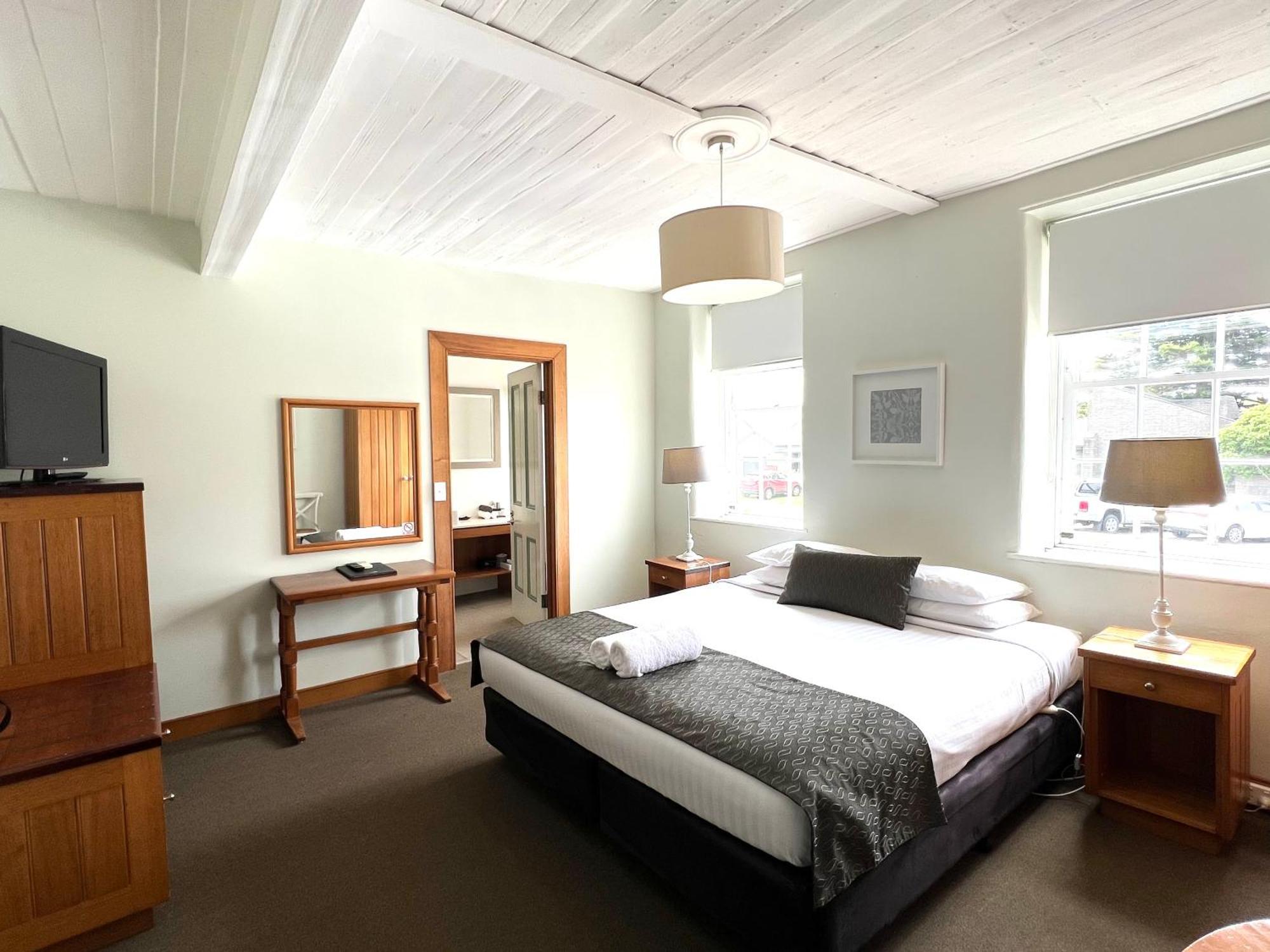 Seacombe House Motor 4*