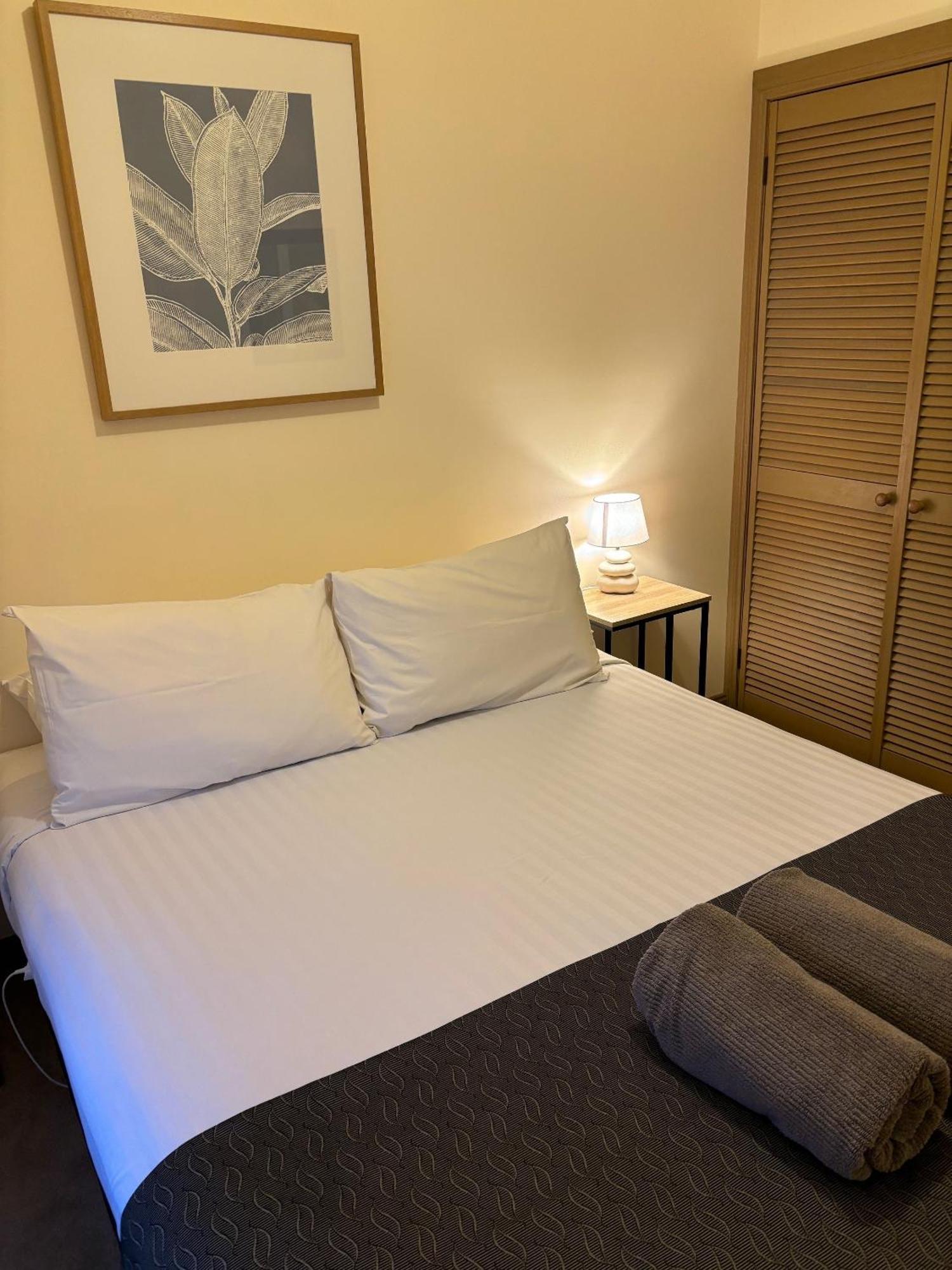 Seacombe House Motor Motel 4*